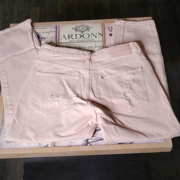 H&M Vintage Light Pink Distressed Mom Jeans - Picture 6 of 10